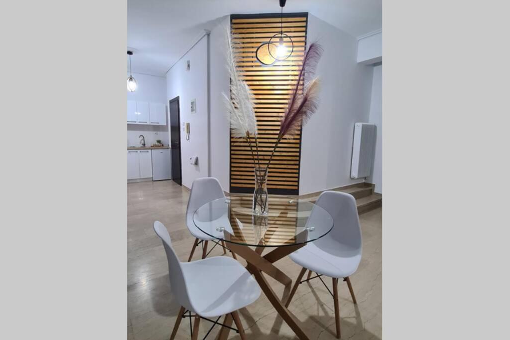 Apartment In The Heart Of The City 4 Larissa Ngoại thất bức ảnh