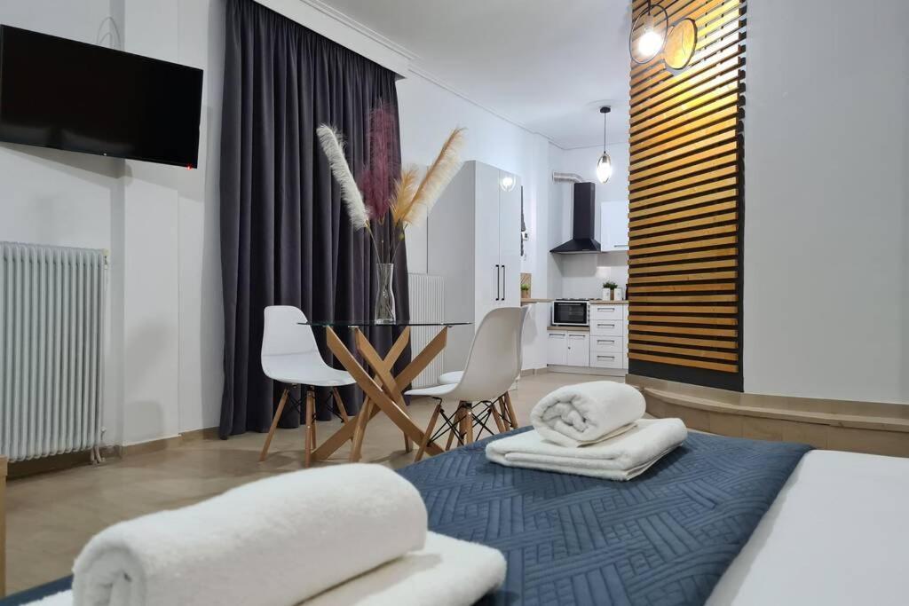 Apartment In The Heart Of The City 4 Larissa Ngoại thất bức ảnh